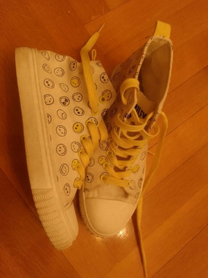 Canvas boots size 36 for girl like new