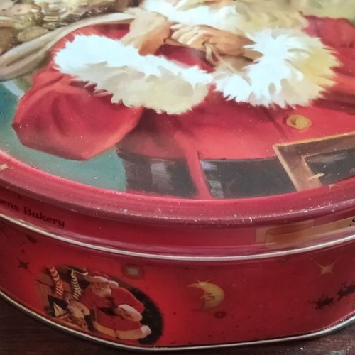 Metal Christmas cookie tins used, pack of 5