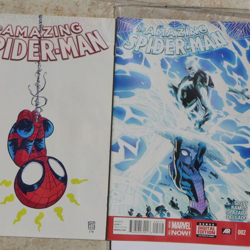 Amazing Spider-Man 001 & 002 like new comics (2014)