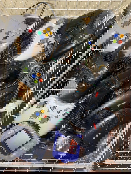 контролери + gameboy advance