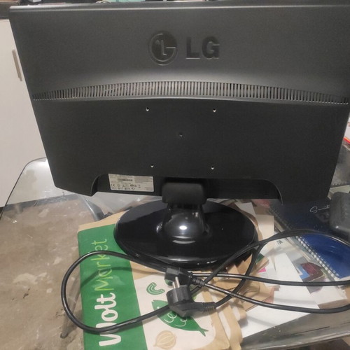 Οθόνη υπολογιστή LG W2243S-PF 22 ιντσών Full HD