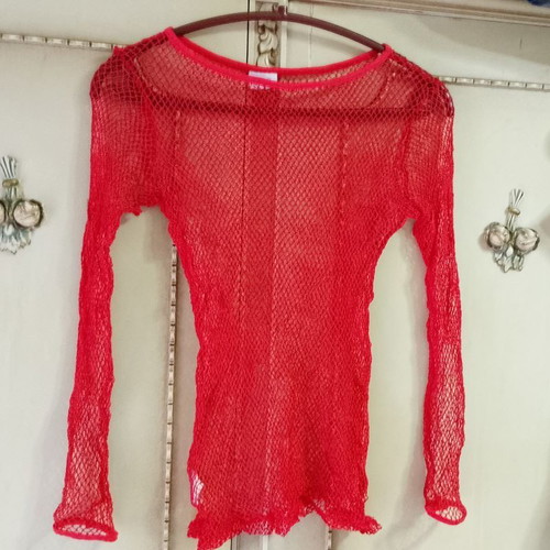 Red mesh blouse like new made of elastic material