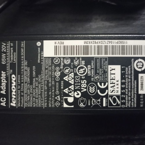 Lenovo laptop charger 65W 20V used, round tip