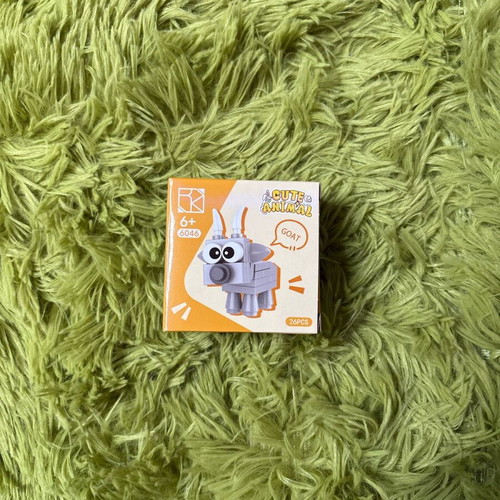Mini brick goat figure like new
