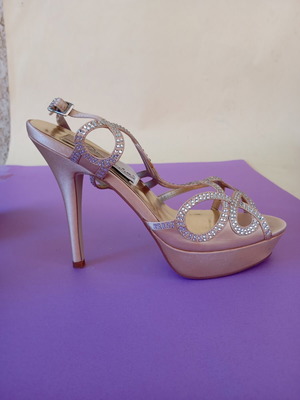 Demetrios high-heeled sandals like new, beige, size 39
