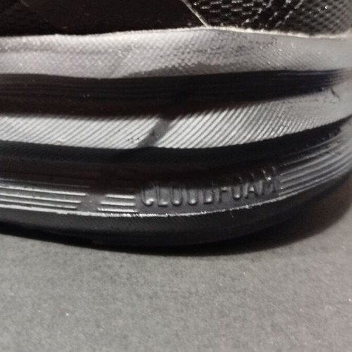 Adidas men's athletic shoes like new with cloudfoam technology black