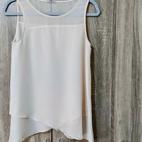 Intimissimi layered semitransparent top S like new, elegant and airy