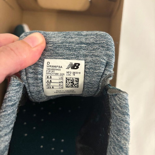 New Balance 37 green almost unused athletic shoes