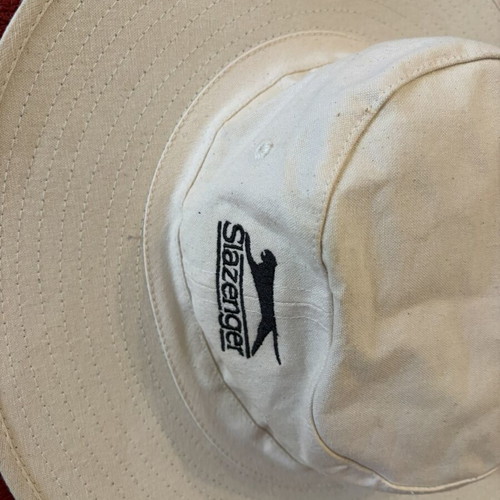 Slazenger Tennis Style Hat new, white-cream, size S/M