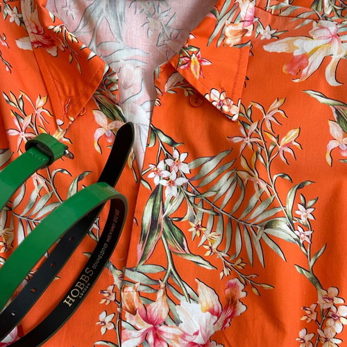 Summer orange dress with green leather belt like new