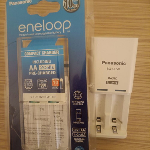 Panasonic battery charger for AA and AAA batteries, like new