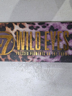 W7 eyeshadow palette unused