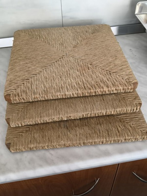 Set of 3 wicker chair seats like new, 37x37 cm