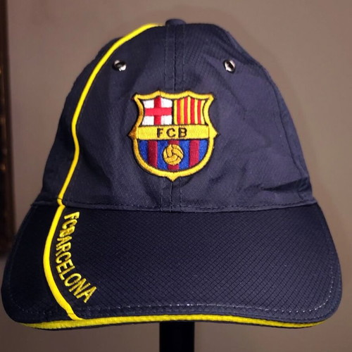 FC Barcelona Retro Cap like new, official licensed product