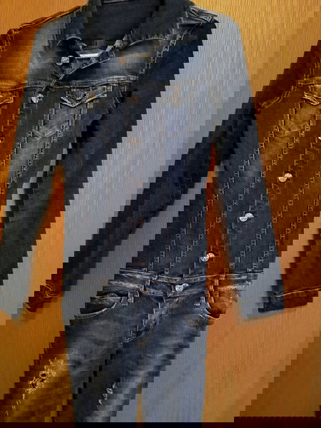 New denim Ολόσωμη τζιν φόρμα με σκισιματα