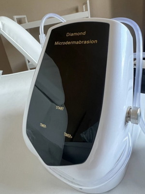Diamond Microdermabrasion device like new