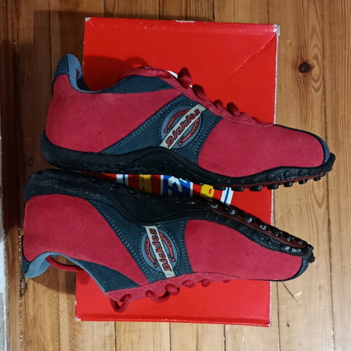 Dickies unisex sport shoes No 38 red collectible, new