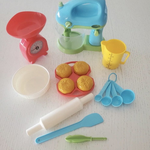 Baking set ELC Mothecare 13 pieces like new