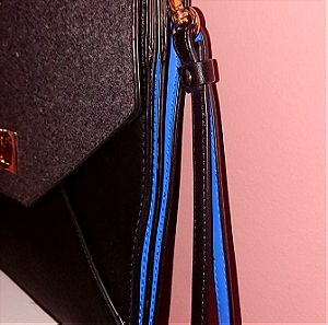 Τσάντα - Φάκελος LYDC LONDON σε Μαύρο- Γκρι Χρώμα με Μπλε Λεπτομέρειες