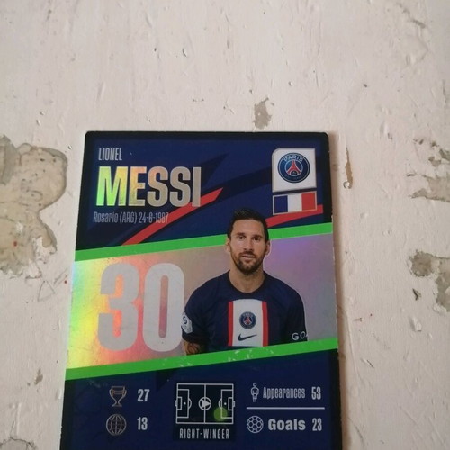 Lionnel Messi Winner Card PSG like new black and white