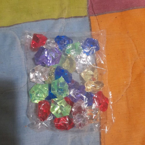 Decorative crystal-like stones new