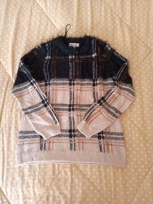 M&S checked sweater size M like new