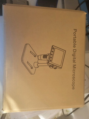 Digital Microscope with LCD Screen and Accessories