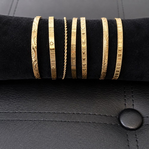 Set of 7 adjustable bracelets gold color new