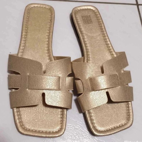 Gorglitter slip on gold sandals like new, size 41-42