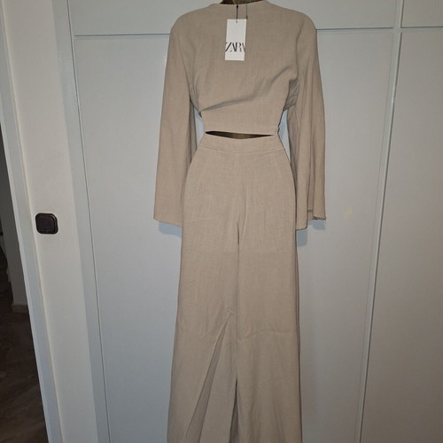 Zara woman beige linen set with wrap top and trousers, medium size
