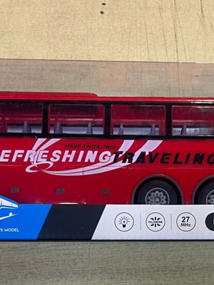 Remote control bus new, scale 1:16
