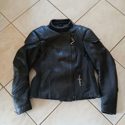 Leather motorcycle style jacket used, size XXS, black