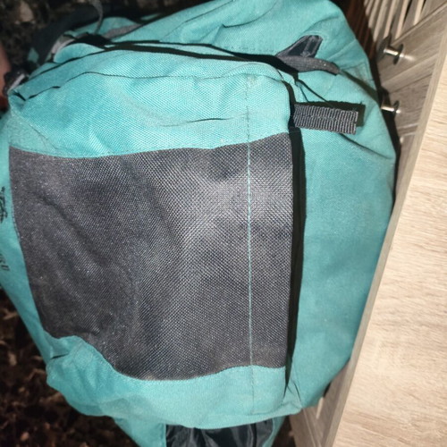Hiking backpack like new, black and turquoise