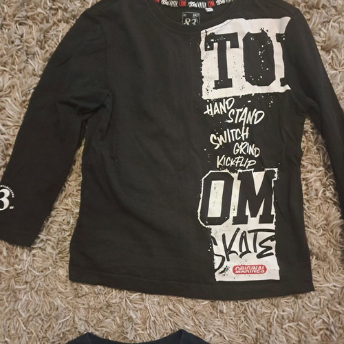 Children's T-shirts and gift tracksuit like new, multicolor, sizes 110-116 cm