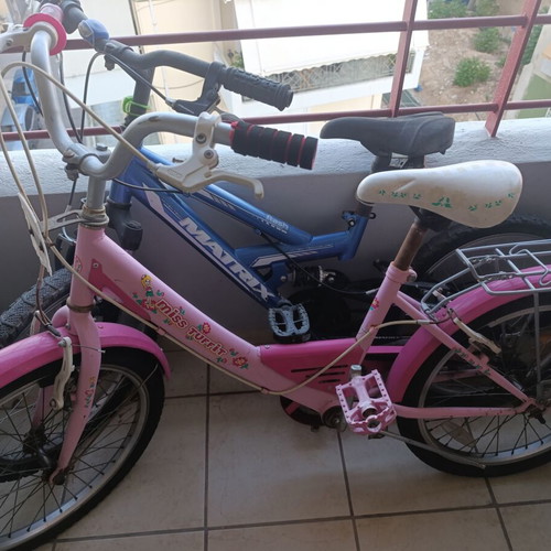 Children's bicycles used, city type with gears
