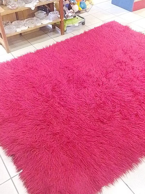 Handmade red flokati rug like new 230x180 cm