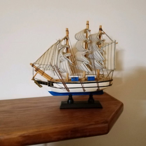 Wooden decorative boats like new, set of 3 pieces