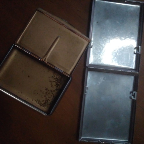 Tobacco cases used, set of 2 for tobacco and cigarettes