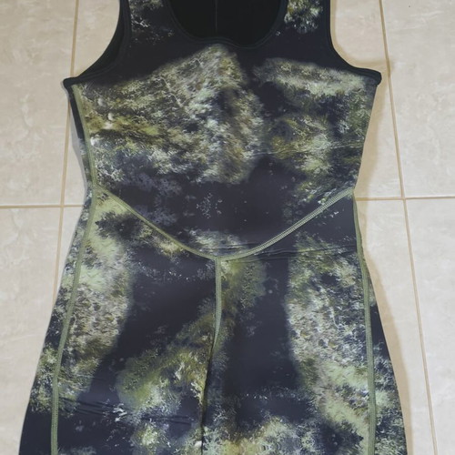 Diving suit 3mm Long John new, size Large, set of 2 pieces