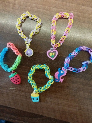 Set of handmade plexi flexi children's bracelets new, 5 designs
