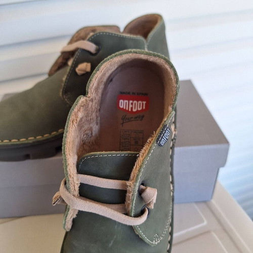 On Foot women's leather ankle boots like new, khaki color, size 39