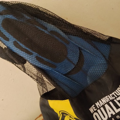 Fins in good condition