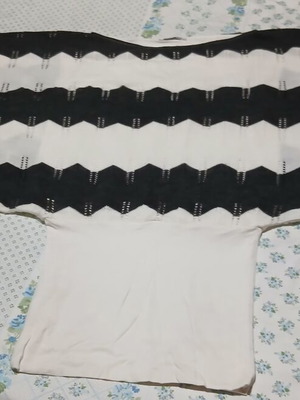 Bianco knitted sweater like new, black and white batwing sleeve