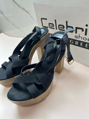 Celebrity women's shoes size 40, like new, black and beige heels