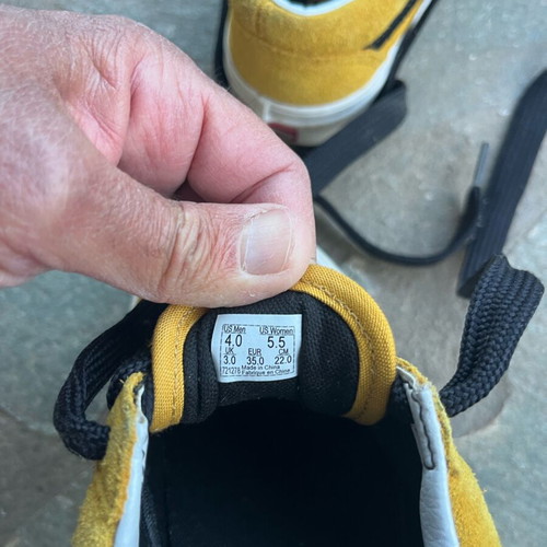 Vans Old Skool athletic shoes like new, size 35, yellow