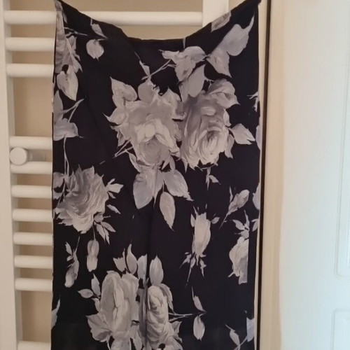 Women's skirt used, size 36 Small, with lining