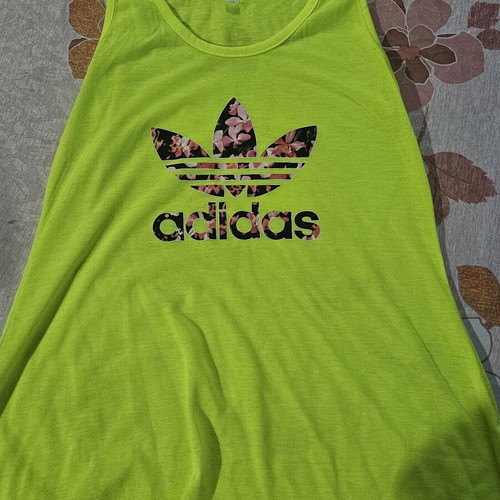 Adidas sleeveless top for girl 12 years, like new, green