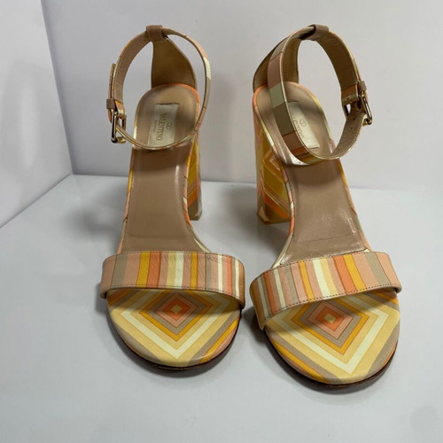 Valentino Garavani leather sandals like new, size 40, colorful