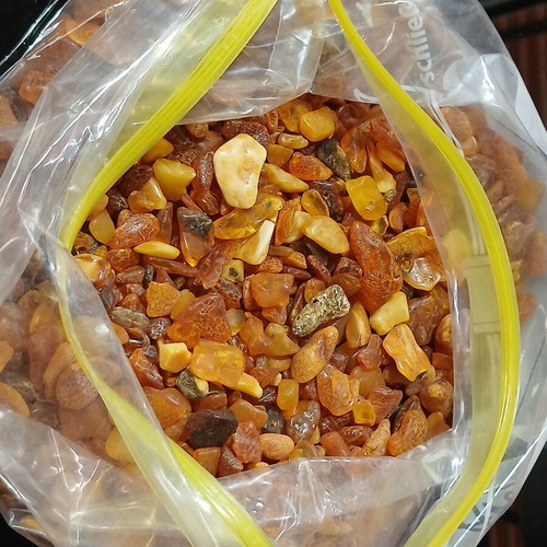Baltic amber raw, used, 260g