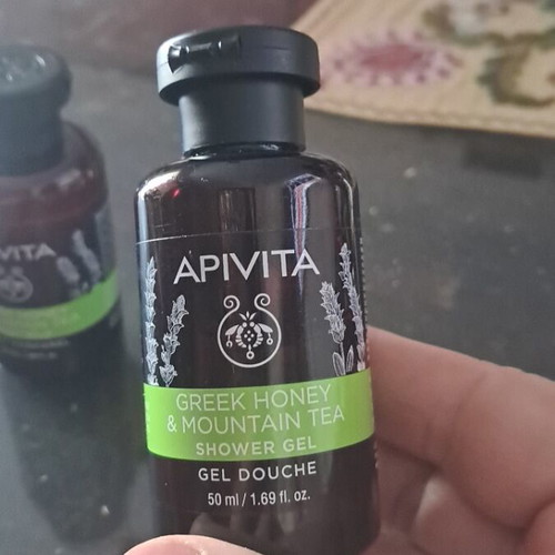 Apivita body care set like new